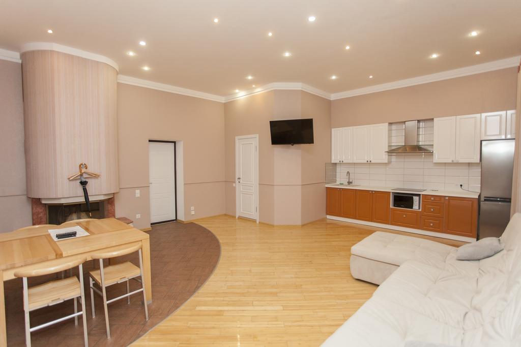 Apartment On Sumskaya No Smoking 카리프 외부 사진