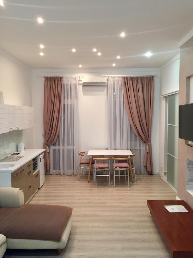 Apartment On Sumskaya No Smoking 카리프 외부 사진